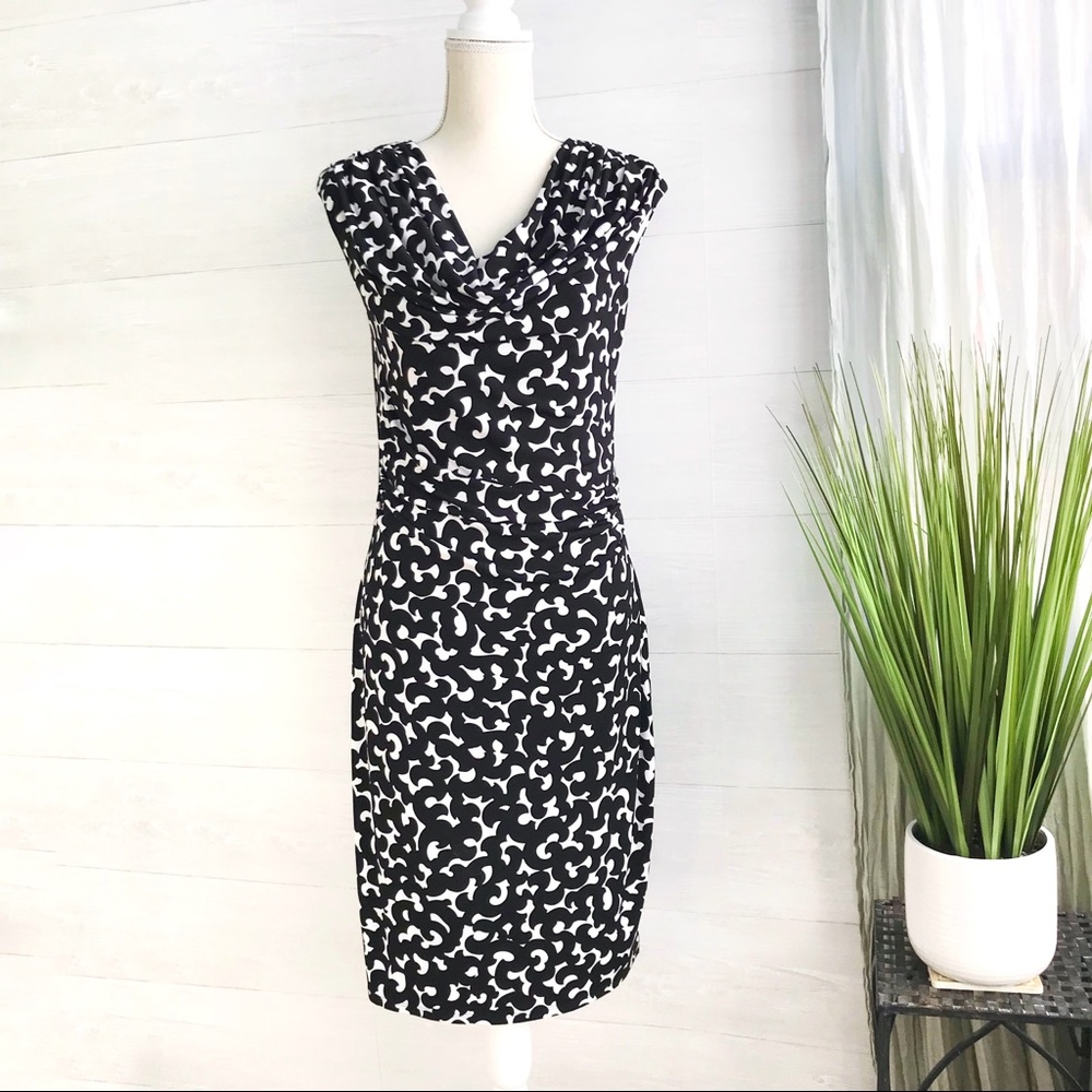 {White House Black Market} Ruched dress, sz 6 - Picture 1 of 7